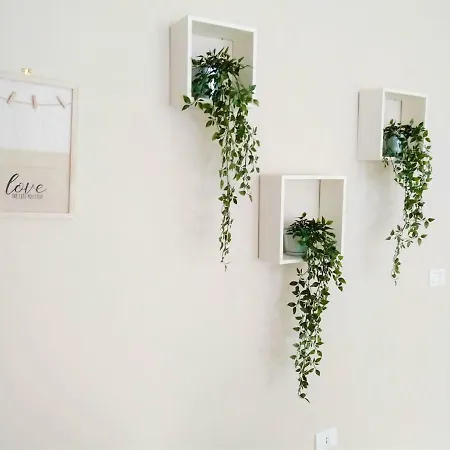 Bright Spacious Apartment, 2 Min Walk From Lägenhet *