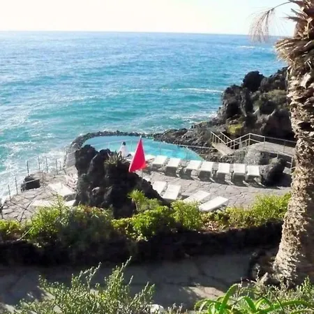 Bright Spacious Apartment, 2 Min Walk From Apartment Candelaria