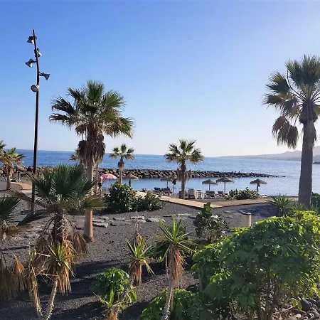Bright Spacious Apartment, 2 Min Walk From Apartment Candelaria