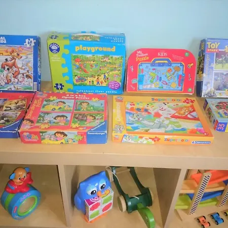 Апартаменты Bright Spacious Apartment, 2 Min Walk From *