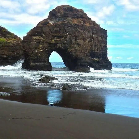 Bright Spacious Apartment, 2 Min Walk From * Candelaria