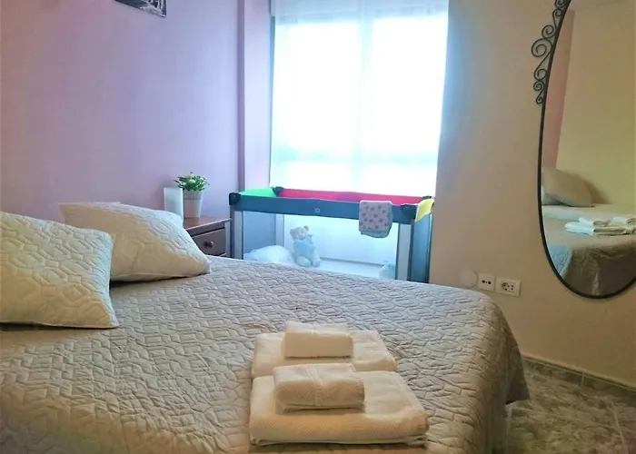 Bright Spacious Apartment, 2 Min Walk From Apartmán Candelaria