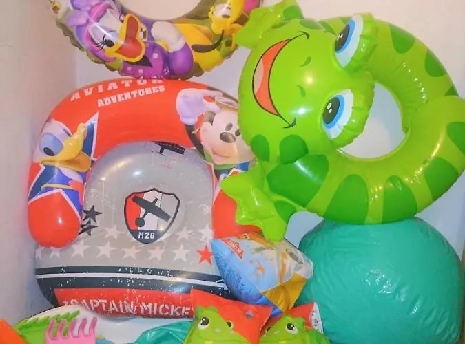 Bright Spacious Apartment, 2 Min Walk From Candelaria