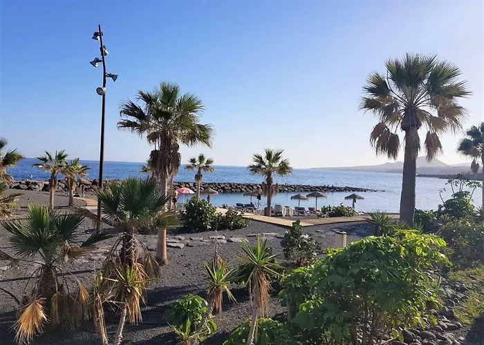 Bright Spacious Apartment, 2 Min Walk From Apartment Candelaria