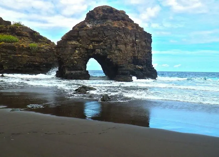 Bright Spacious Apartment, 2 Min Walk From * Candelaria