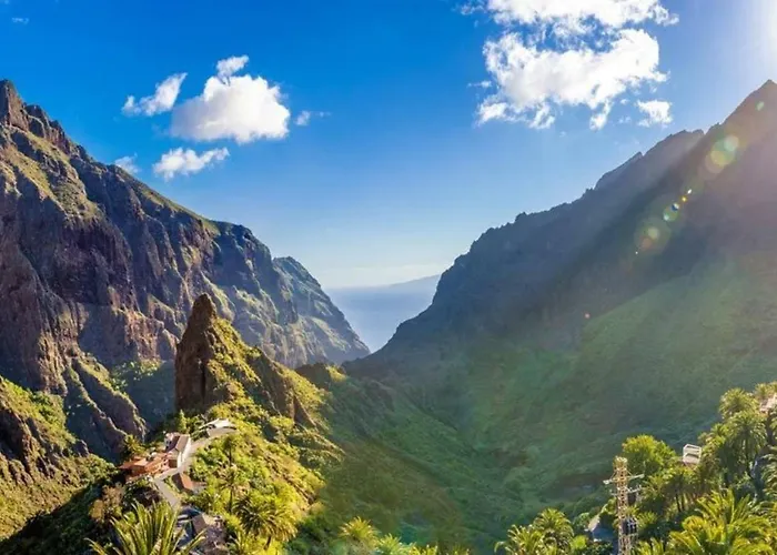 Lägenhet Bright Spacious Apartment, 2 Min Walk From *