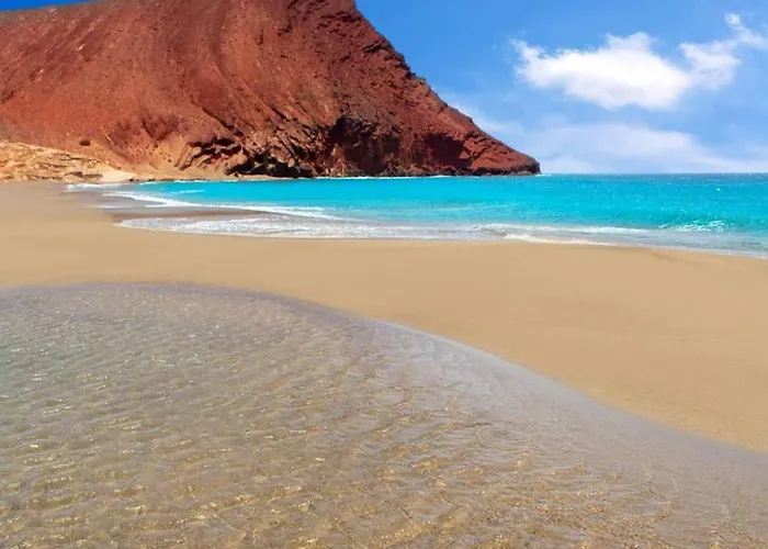 Bright Spacious Apartment, 2 Min Walk From * Candelaria